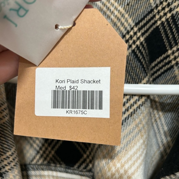 Women’s Shacket - Picture 4 of 4